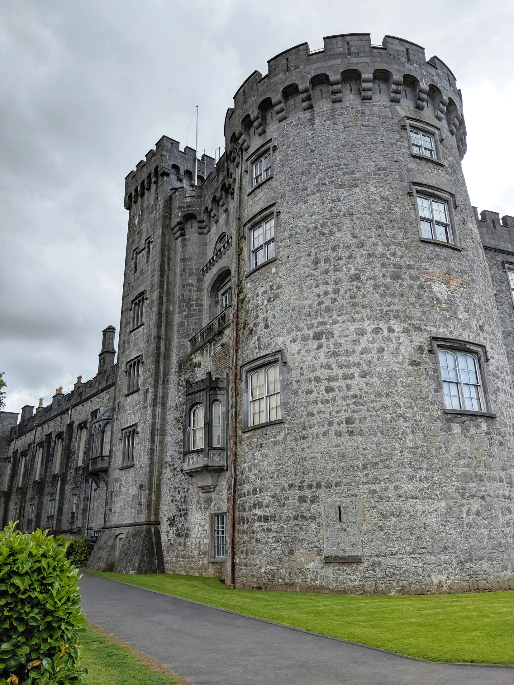 The stone exterior of Kilkenny Castle