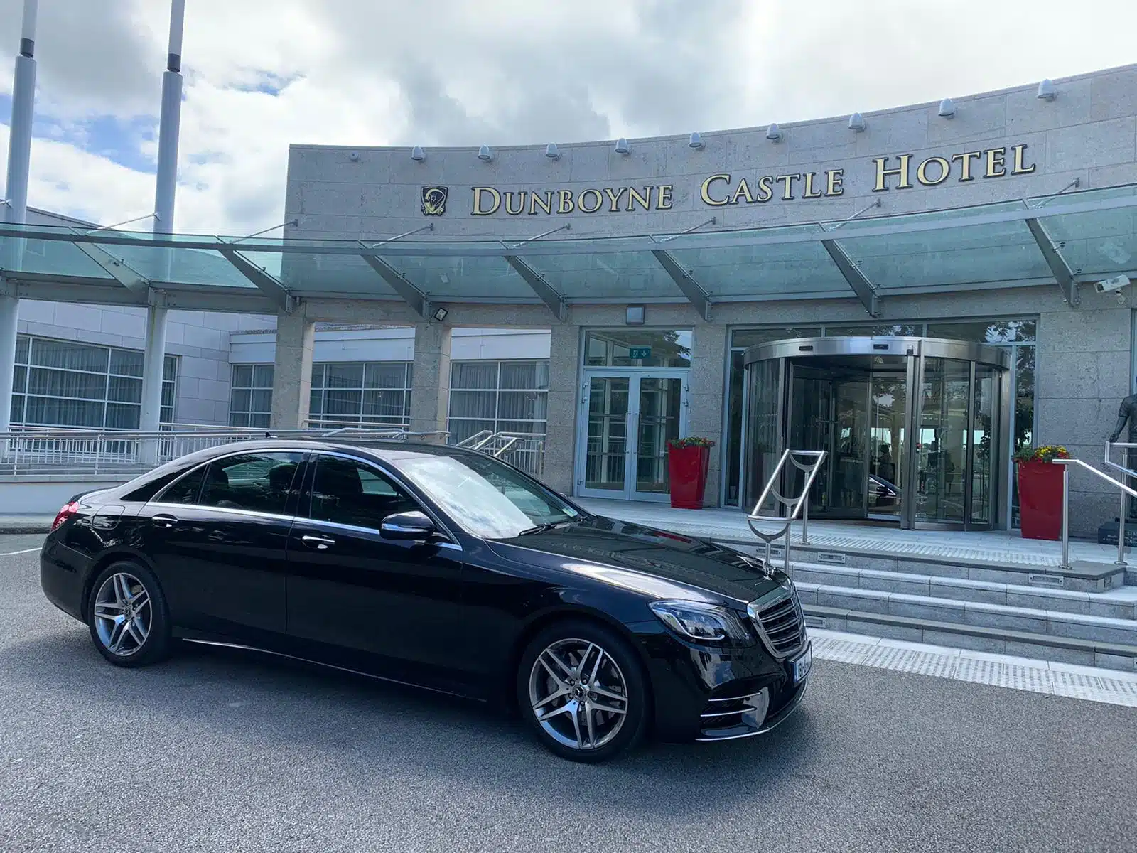 Home 28 Elite chauffeur Services dublin airport